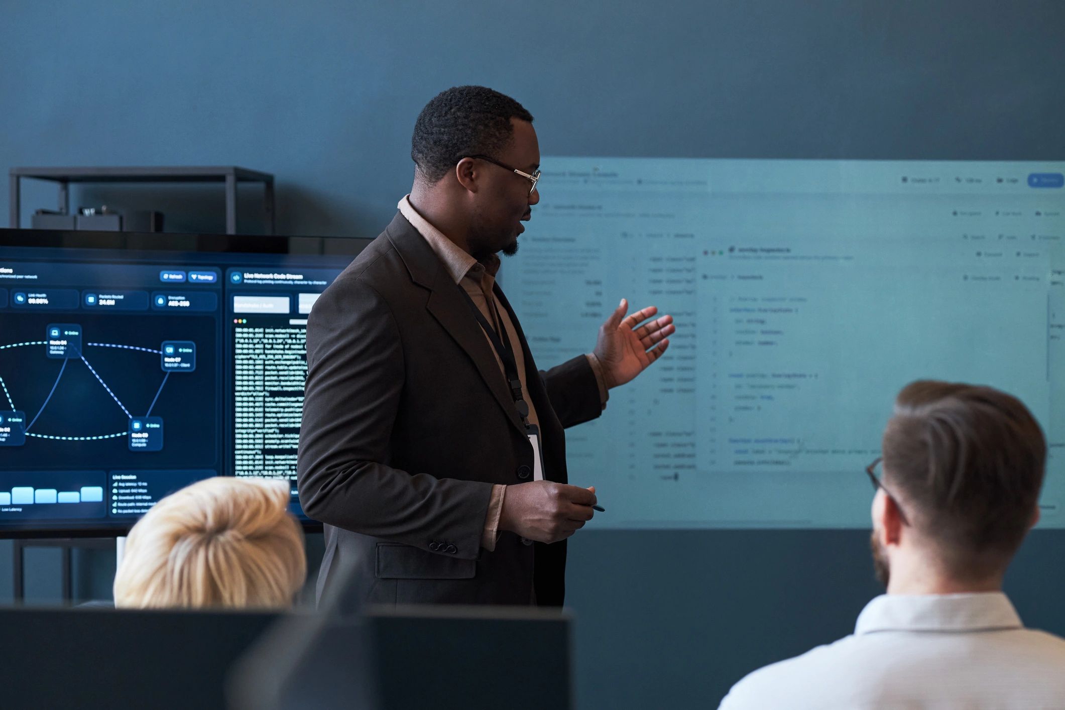 Cybersecurity strategy presentation in a meeting